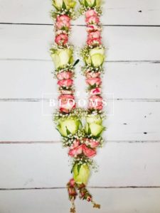 rose flower garland