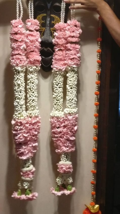 frilly flower garland